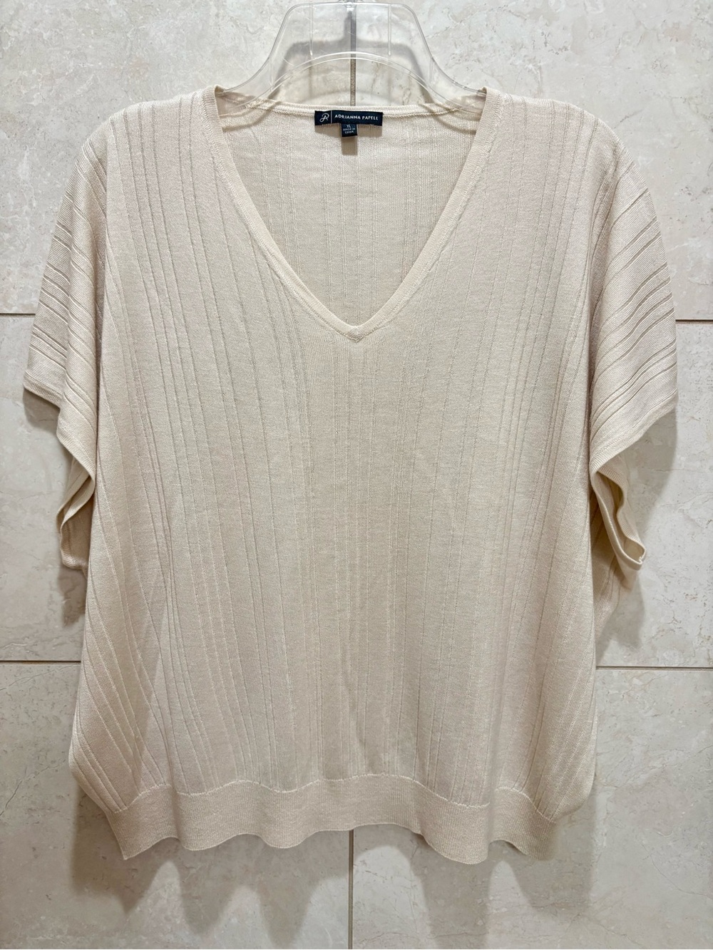 Adrianna Papell Cream Ribbed V-Neck Short Sleeve Top